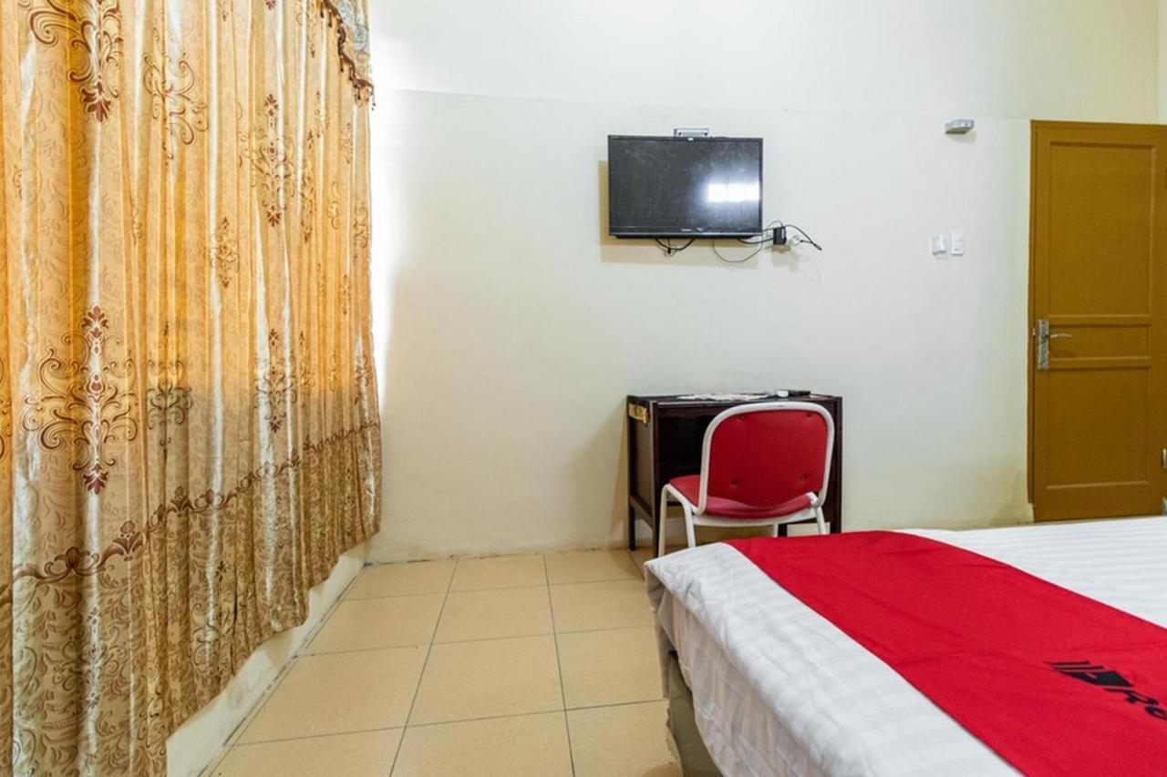 Reddoorz Syariah @ Jalan Setiabudi Medan 3 Exterior foto